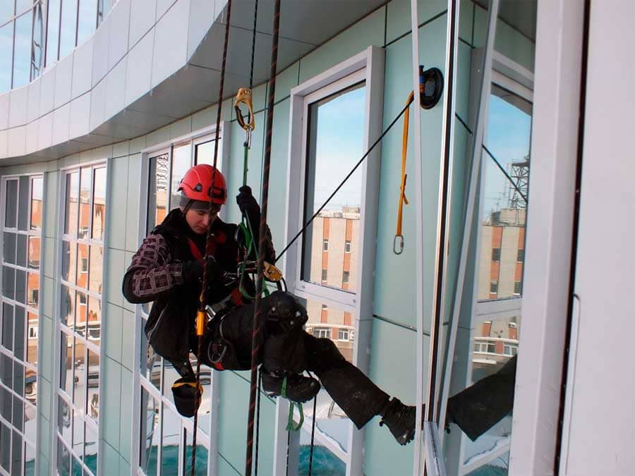 Монтаж фасадного остекления Монтаж фасадного остекления